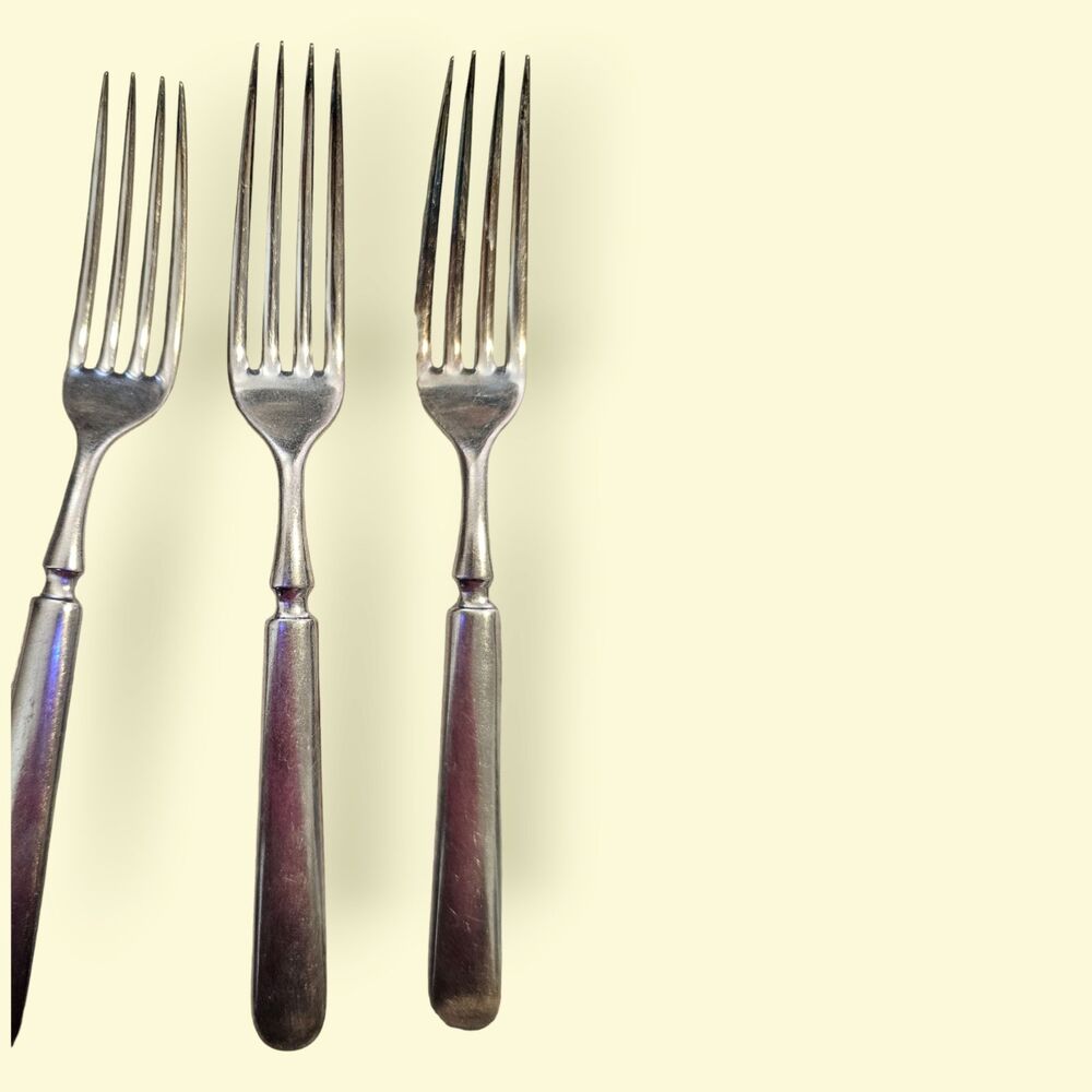 Silverware - Picture 3 of 5